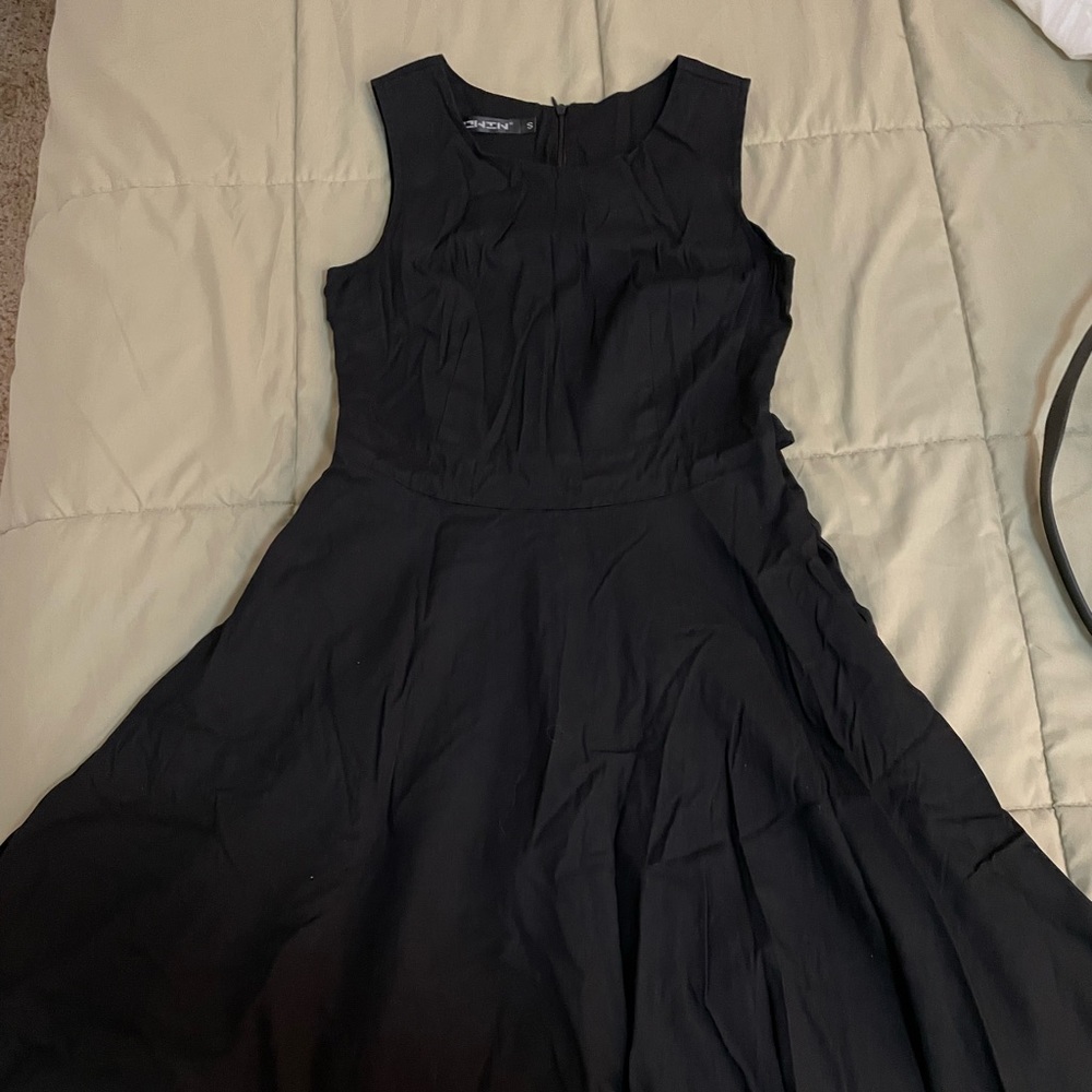 Owin women’s 1950s swing prom party cocktail dress.